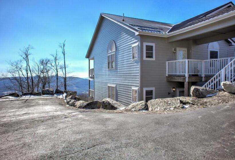 Carolina North By Vci Real Estate Services