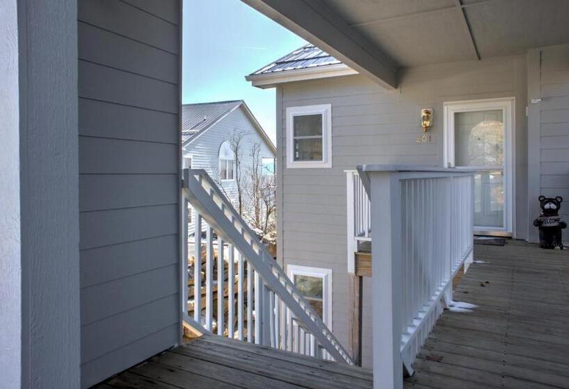 Carolina North By Vci Real Estate Services