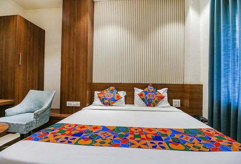 Fabhotel Royal Palace Ii