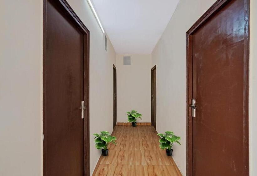 Flagship S R Hotel Near Pvr Ansal Plaza Greater Noida