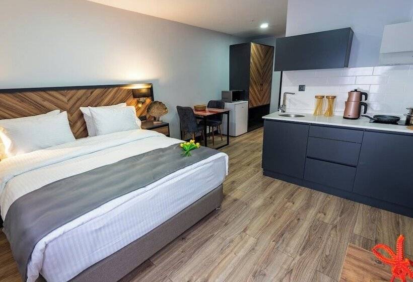 Хостел Yusufhan  Suites