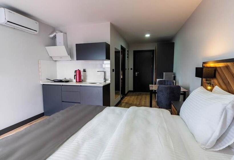 Хостел Yusufhan  Suites