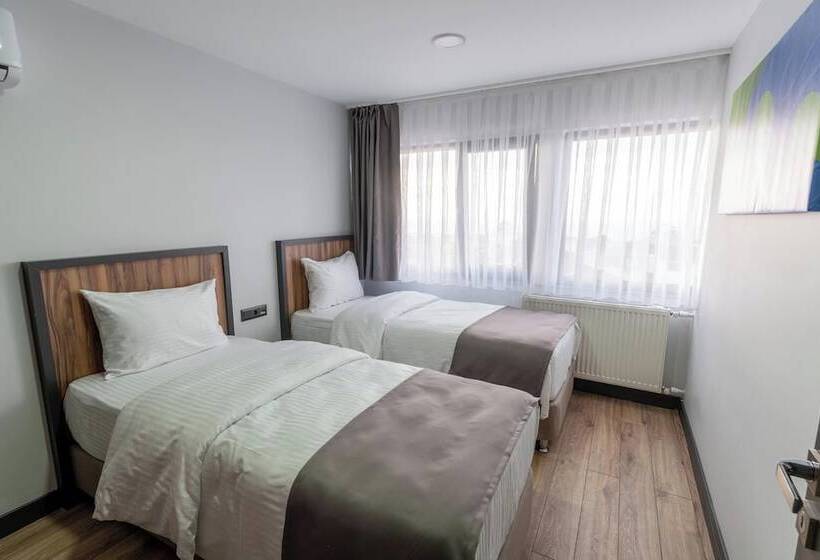 Хостел Yusufhan  Suites