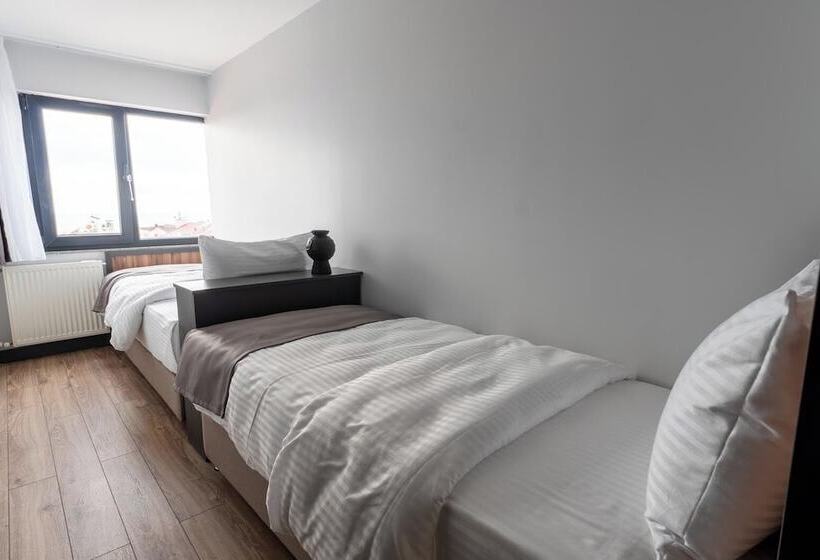 Хостел Yusufhan  Suites