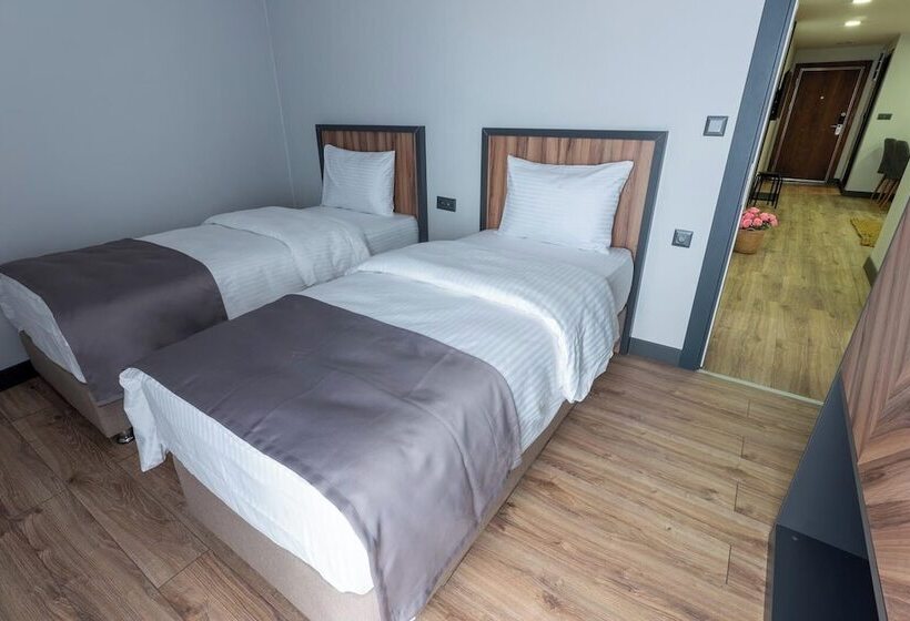 Хостел Yusufhan  Suites