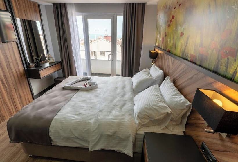 Хостел Yusufhan  Suites