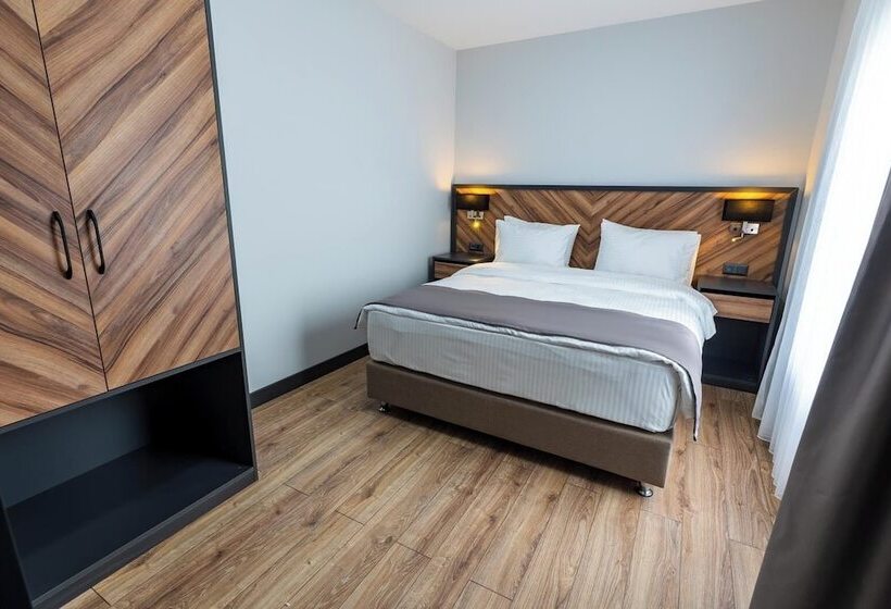 Хостел Yusufhan  Suites