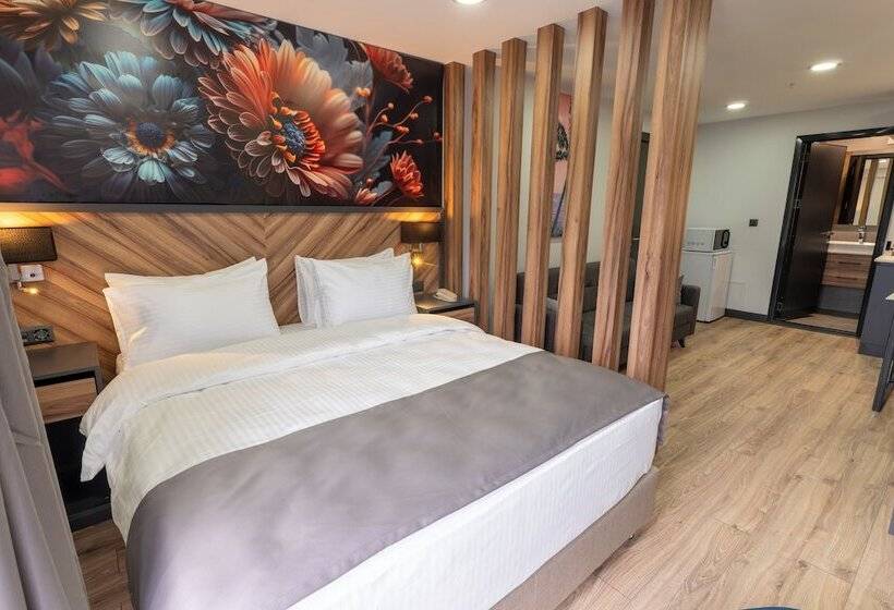 Хостел Yusufhan  Suites