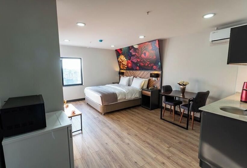 Хостел Yusufhan  Suites