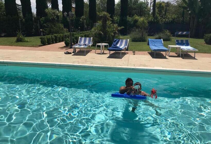 בית מלון כפרי Agriturismo Ali E Radici