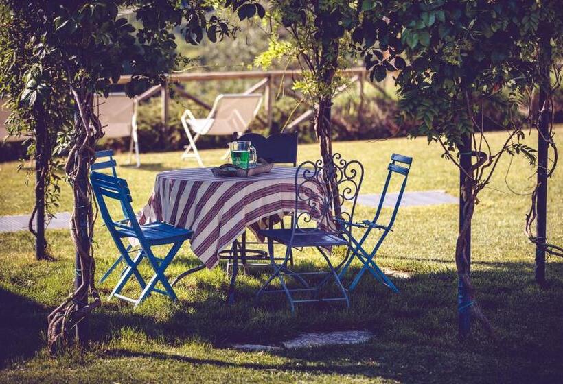 호텔 Agriturismo Casal San Sergio