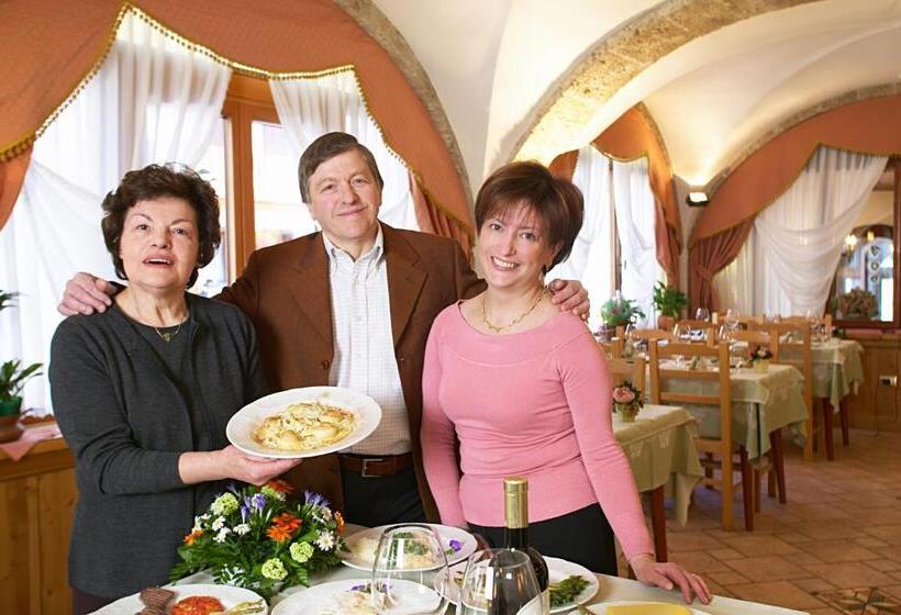 酒店 Albergo Scarpone