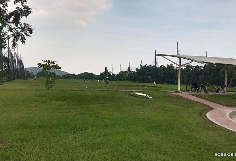 בית מלון כפרי Apartel By Aarin   Oragadam