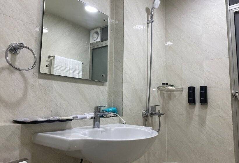 בית מלון כפרי Apartel By Aarin   Oragadam