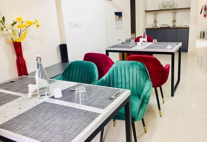 בית מלון כפרי Apartel By Aarin   Oragadam