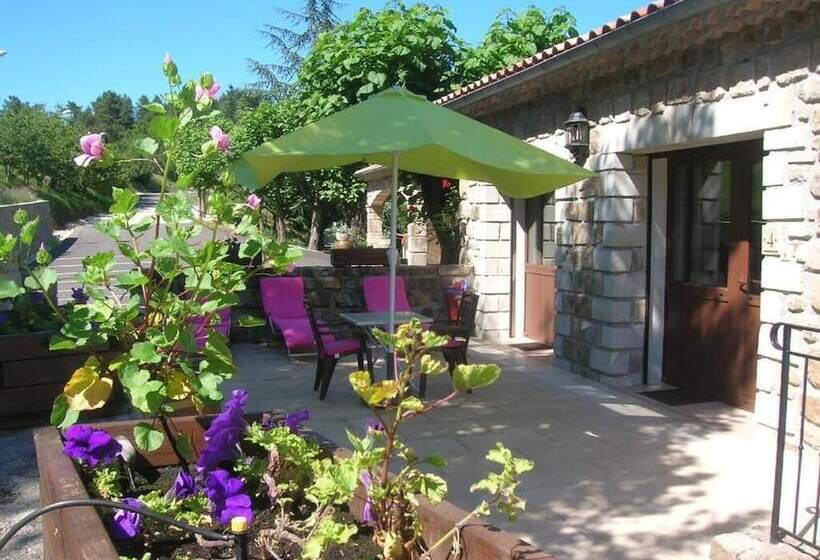 호텔 Aux Vieux Arceaux