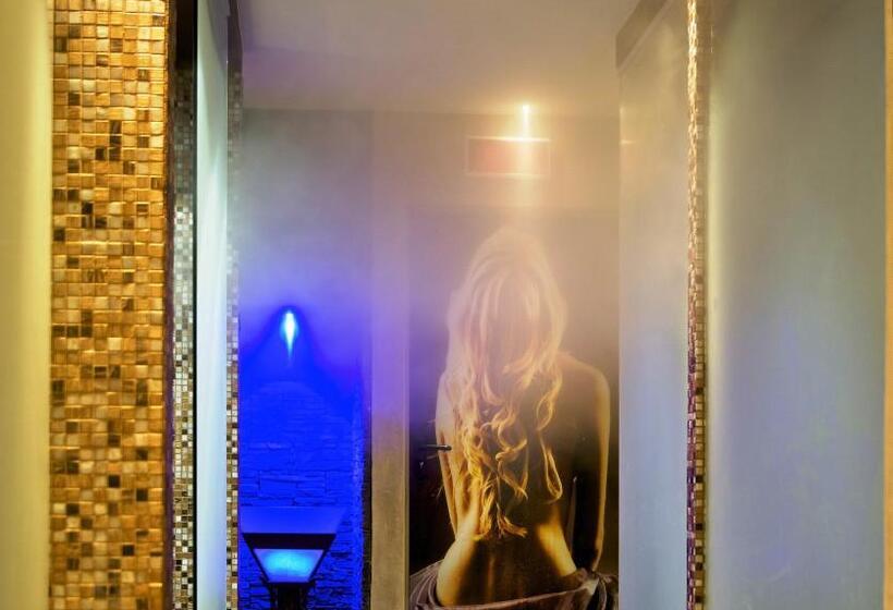 בית מלון כפרי Avio