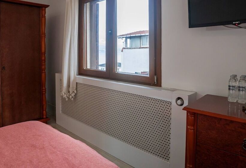 فندق Black Lotus İzmir