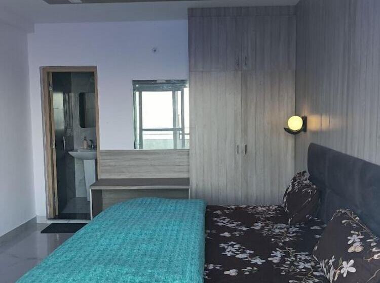 فندق Blue Bird Home Stay