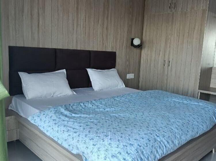 בית מלון כפרי Blue Bird Home Stay