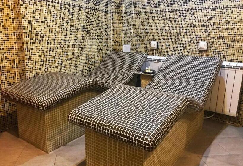 فندق Boryka Family