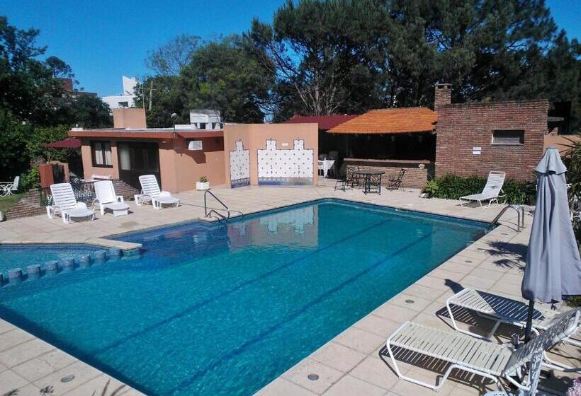 فندق Brisas Del Este