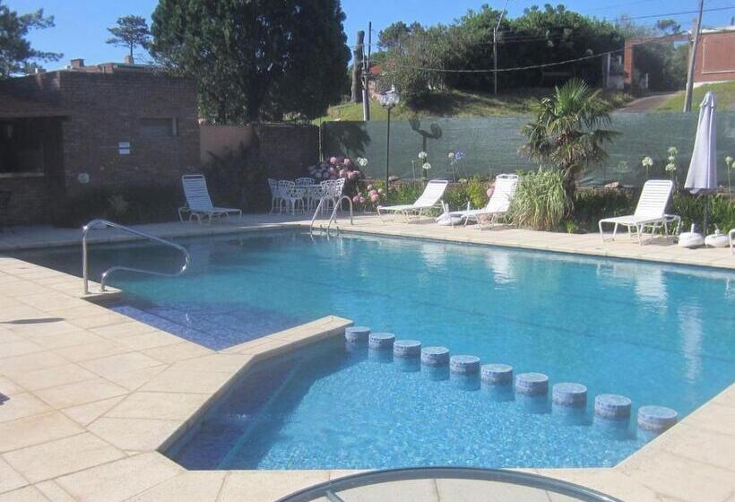 هتل Brisas Del Este