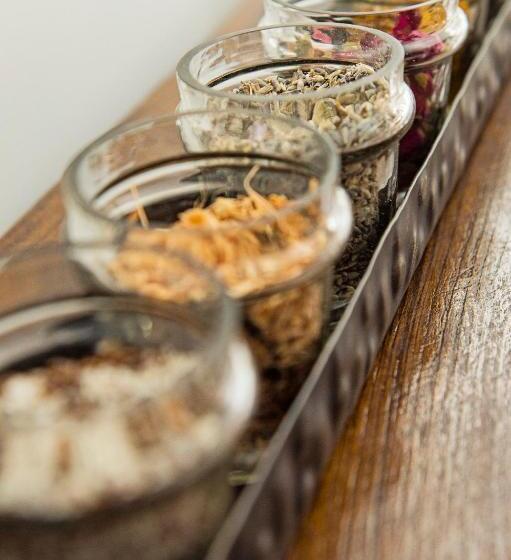 בית מלון כפרי Circa 1936