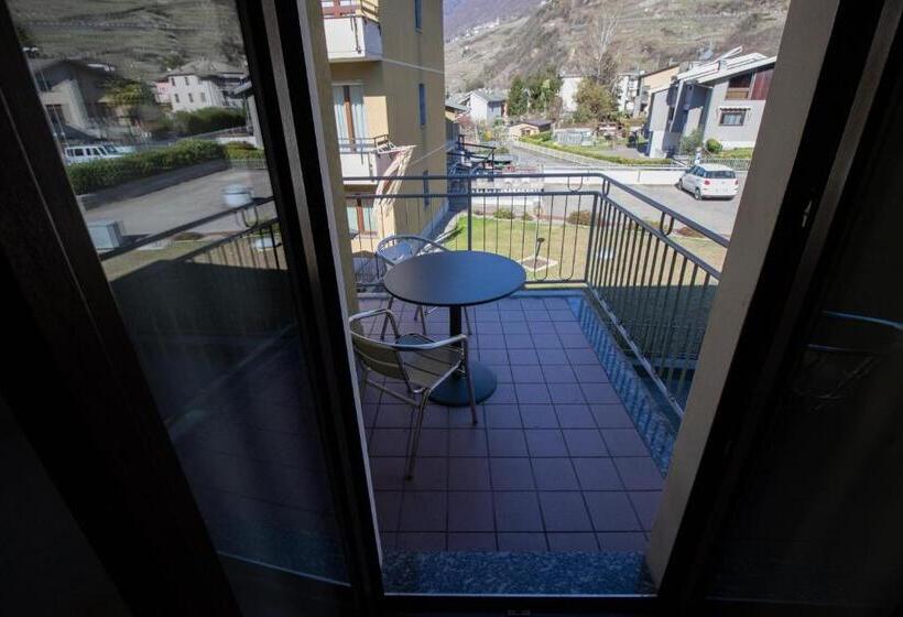 فندق Del Boschetto