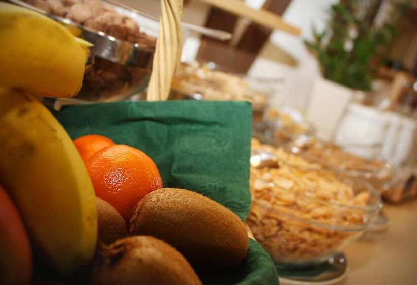 ホテル Drei Kronen