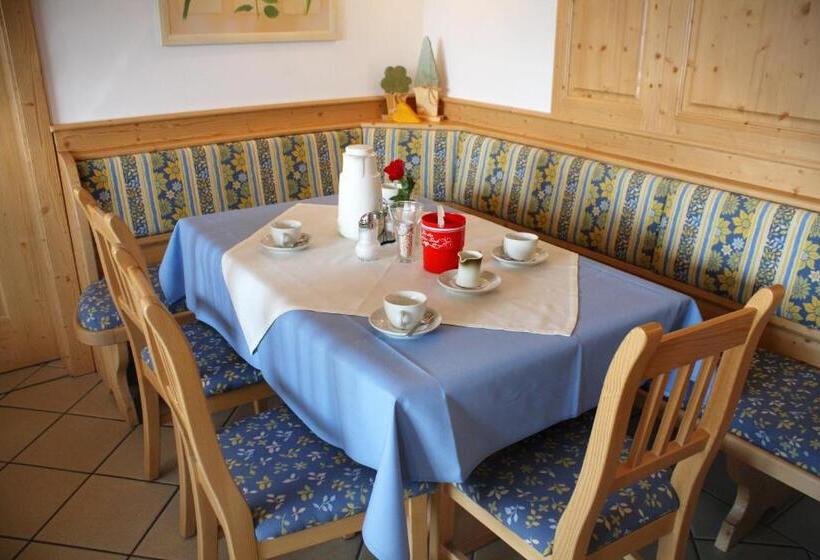 Отель Drei Kronen