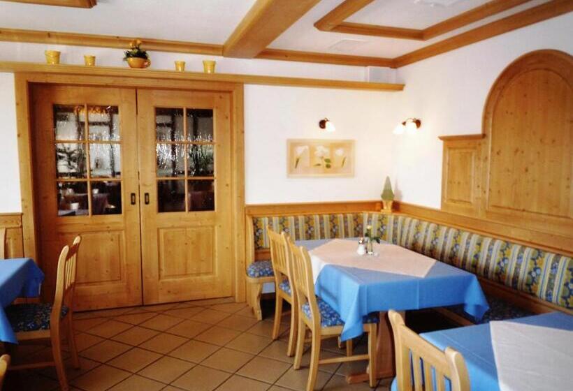 Отель Drei Kronen