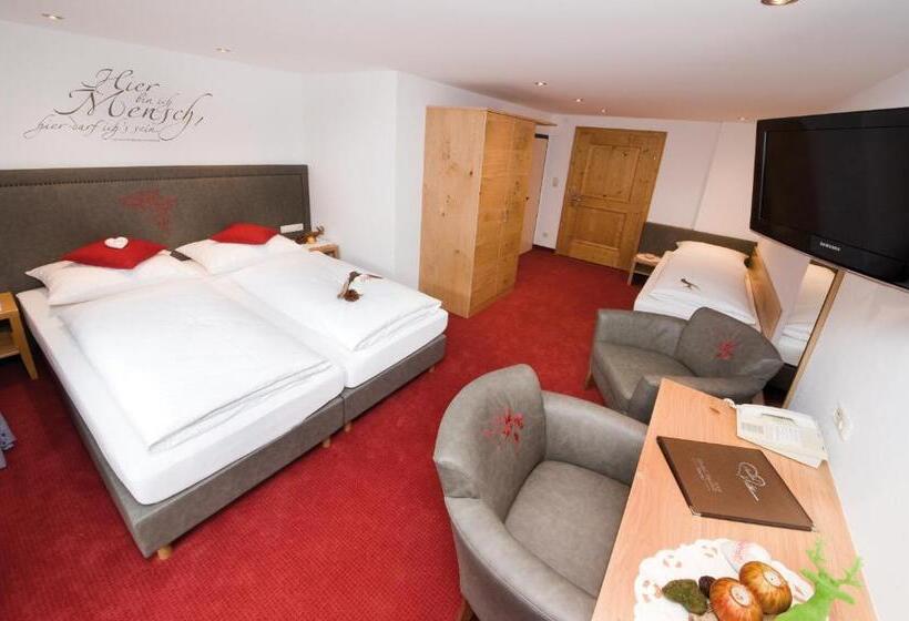 בית מלון כפרי Garni Rauch