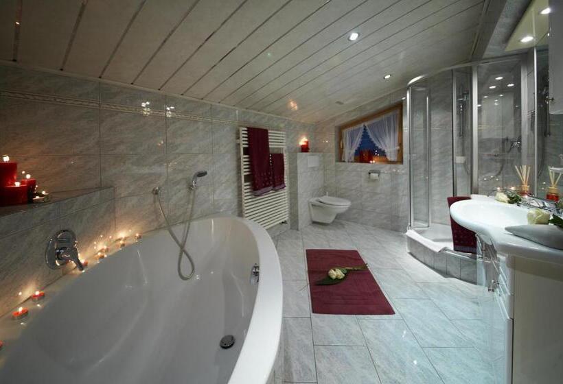 בית מלון כפרי Garni Rauch