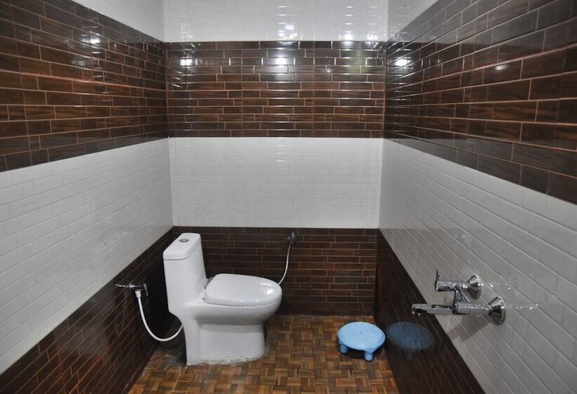 בית מלון כפרי Goroomgo Kaushalya Residency Uttarakhand