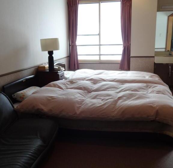 בית מלון כפרי Highland Lodge Takegen