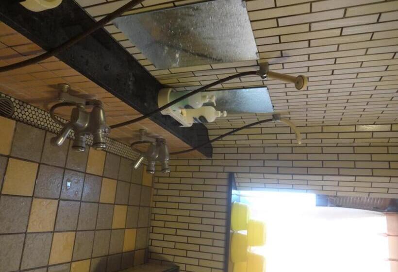 בית מלון כפרי Highland Lodge Takegen