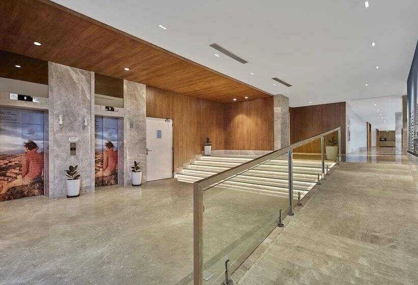 בית מלון כפרי Holiday Inn Express Bengaluru Bommasandra By Ihg