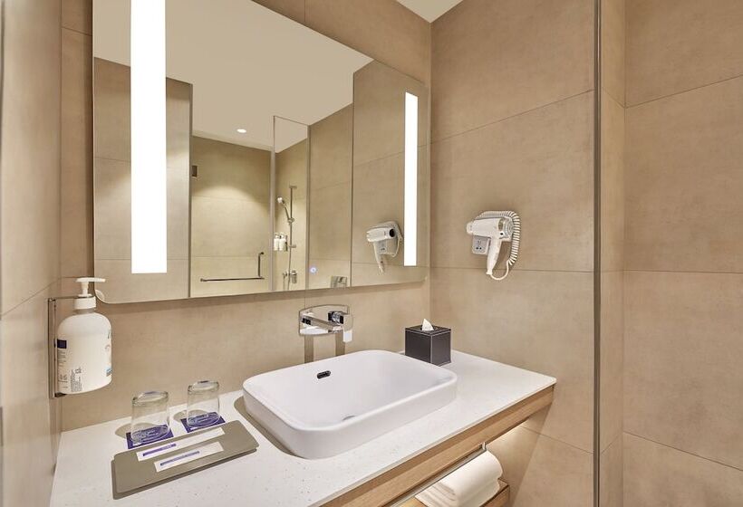 בית מלון כפרי Holiday Inn Express Bengaluru Bommasandra By Ihg