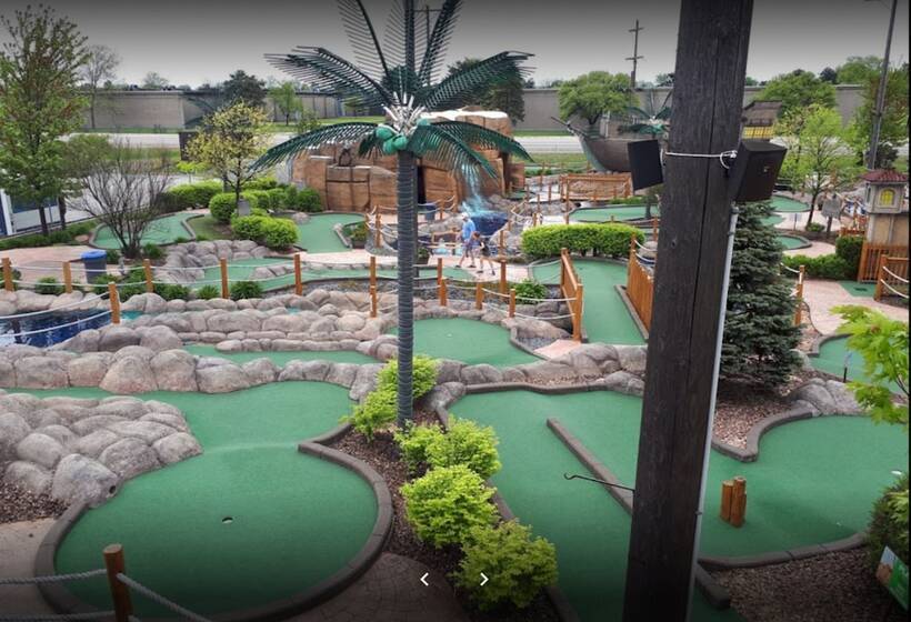 فندق Holiday Inn Express & Suites Windsor East   Lakeshore, An Ihg