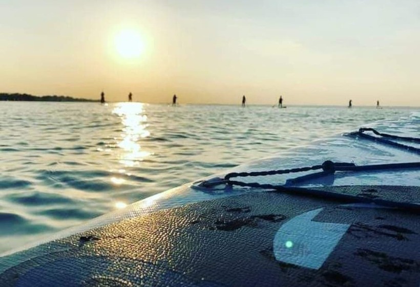 فندق Holiday Inn Express & Suites Windsor East   Lakeshore, An Ihg