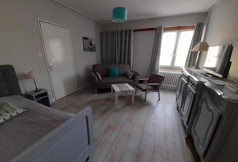 Отель Hôtel Restaurant à L Etoile