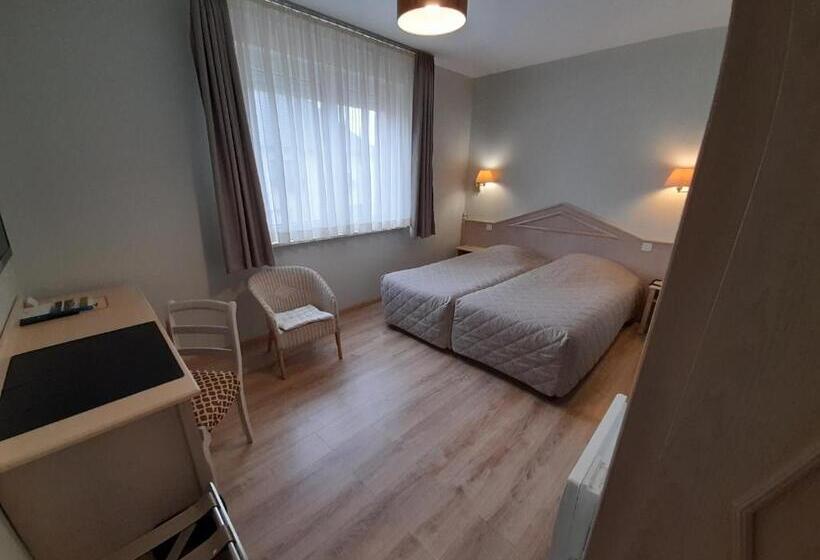 Отель Hôtel Restaurant à L Etoile