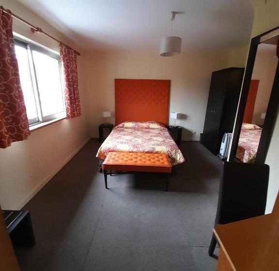 Отель Hôtel Restaurant à L Etoile