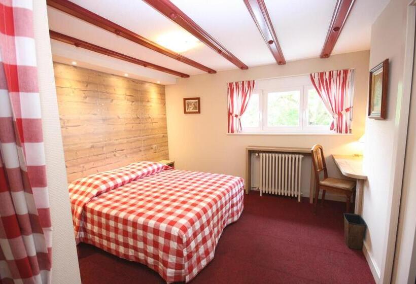 Отель Hôtel Restaurant à L Etoile