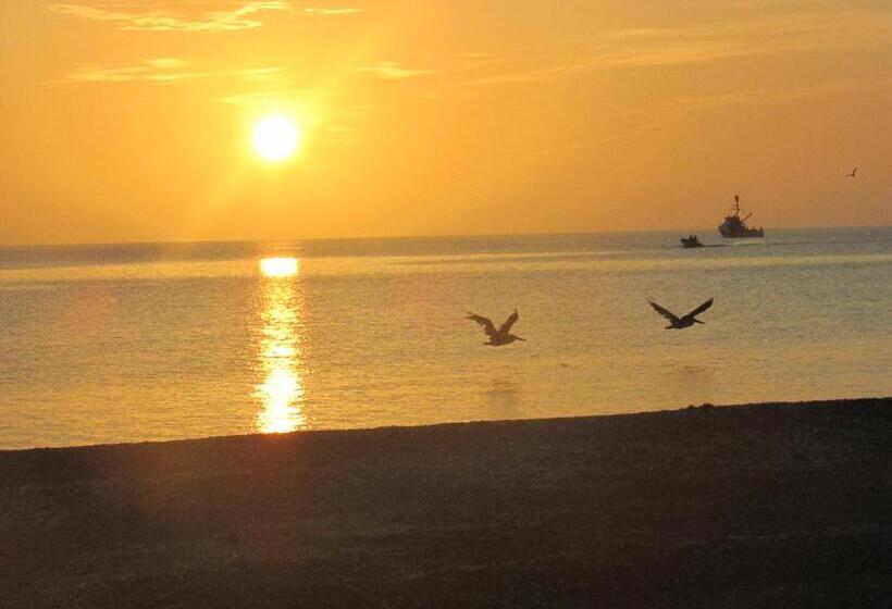 ホテル Isabela, Mag Bay