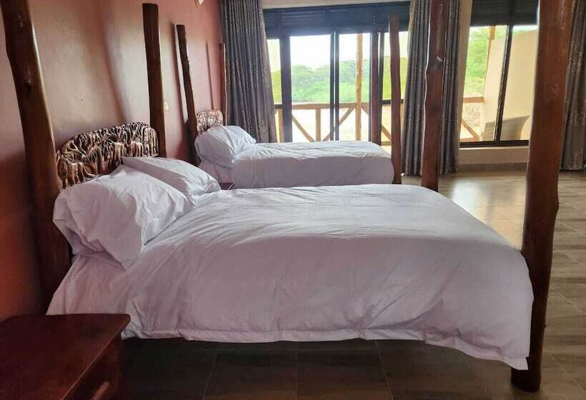 هتل Ishasha Pride Lodge