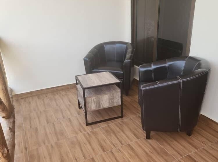 هتل Ishasha Pride Lodge