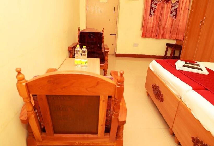 فندق Kg Grand Inn