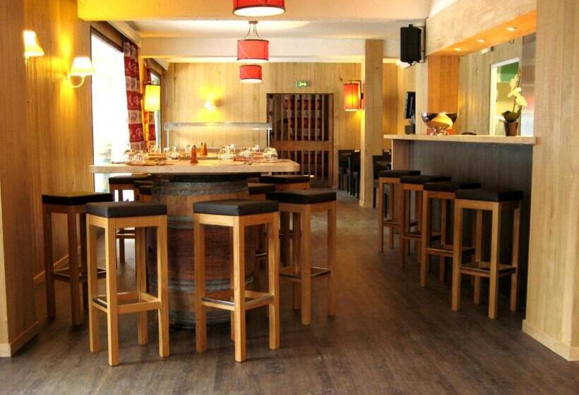 فندق Le Rocher Du Cerf